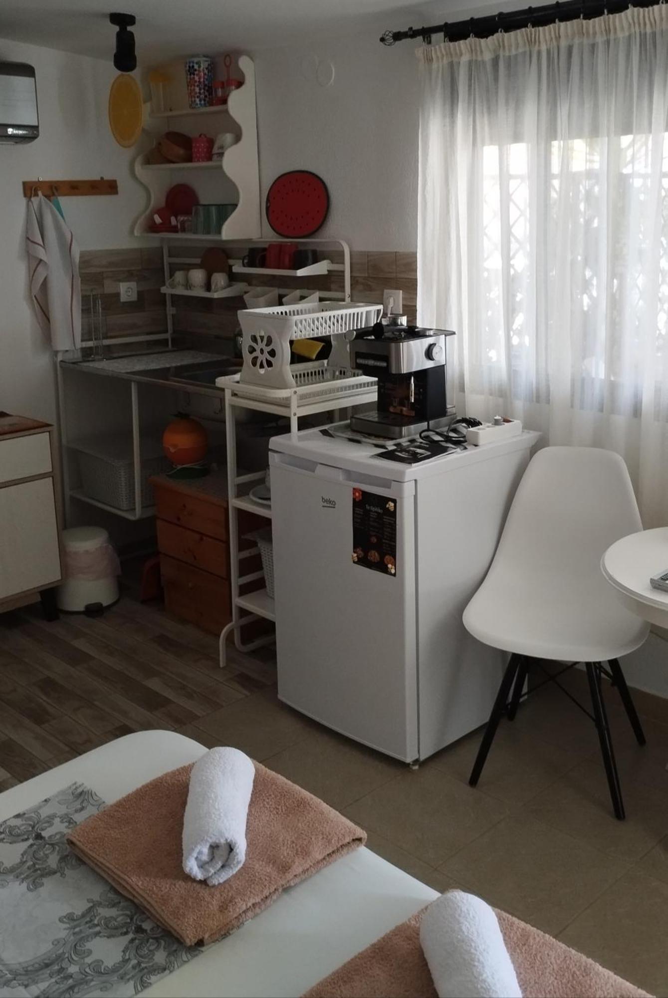 Suzy'S Nest Room 아스프로발타 외부 사진
